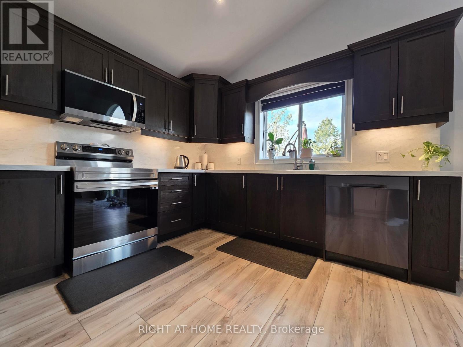 40996 Forks Road, Wainfleet, Ontario  L0S 1V0 - Photo 15 - X12670264