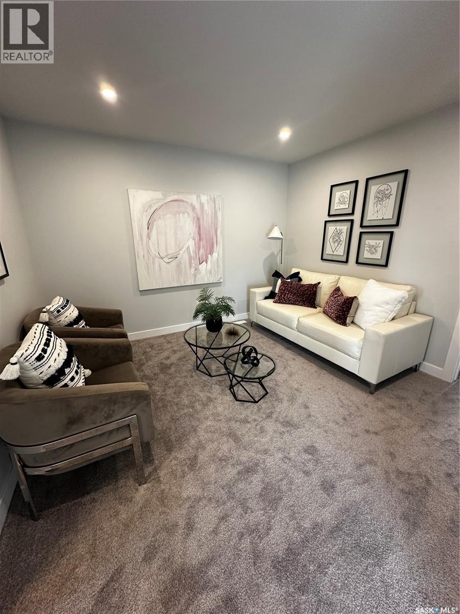 522 Myles Heidt Manor, Saskatoon, Saskatchewan  S7W 0Z4 - Photo 7 - SK026333