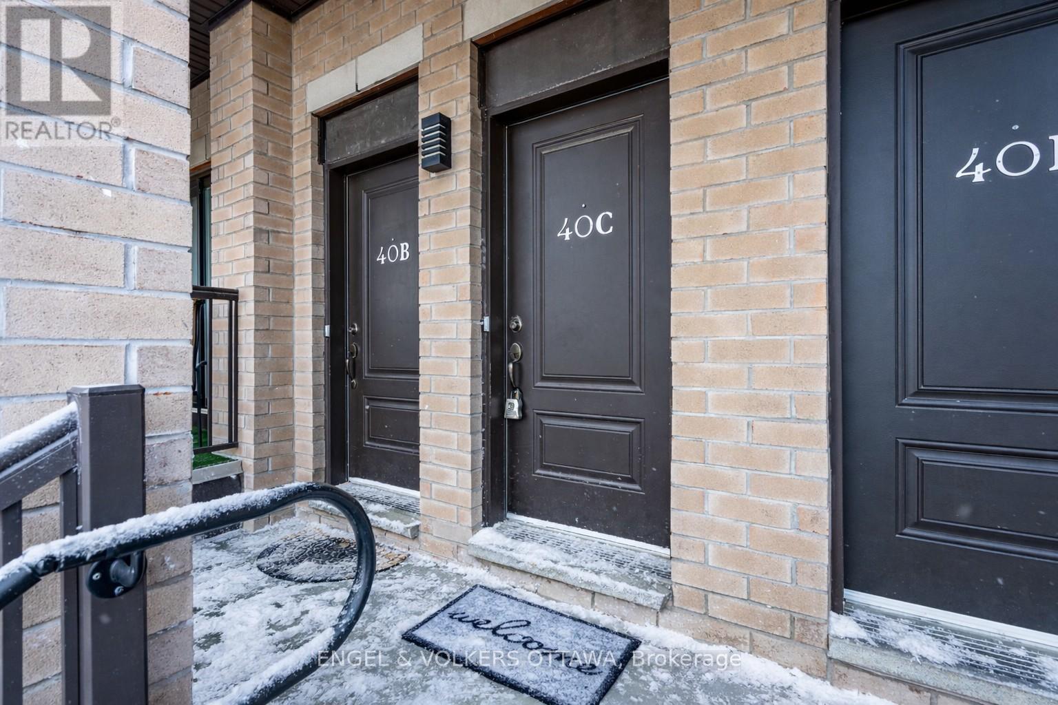 C - 40 Jaguar Private, Ottawa, Ontario  K2V 0J2 - Photo 2 - X12670332