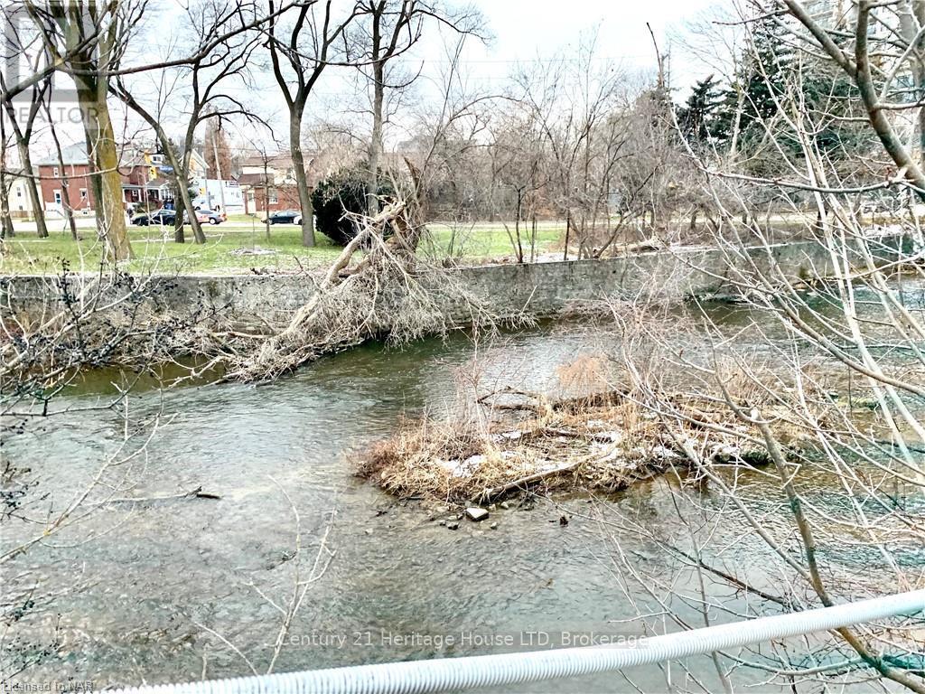 501 - 73 Arthur Street S, Guelph, Ontario  N1E 0S6 - Photo 3 - X12670342