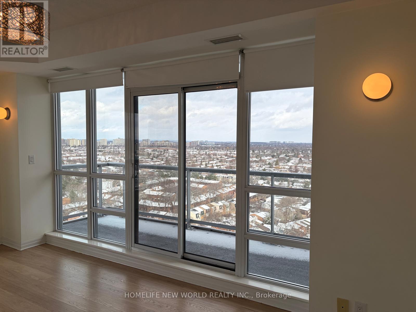 30 Herons Hill Way, Toronto, Ontario  M2J 0A7 - Photo 10 - C12568224