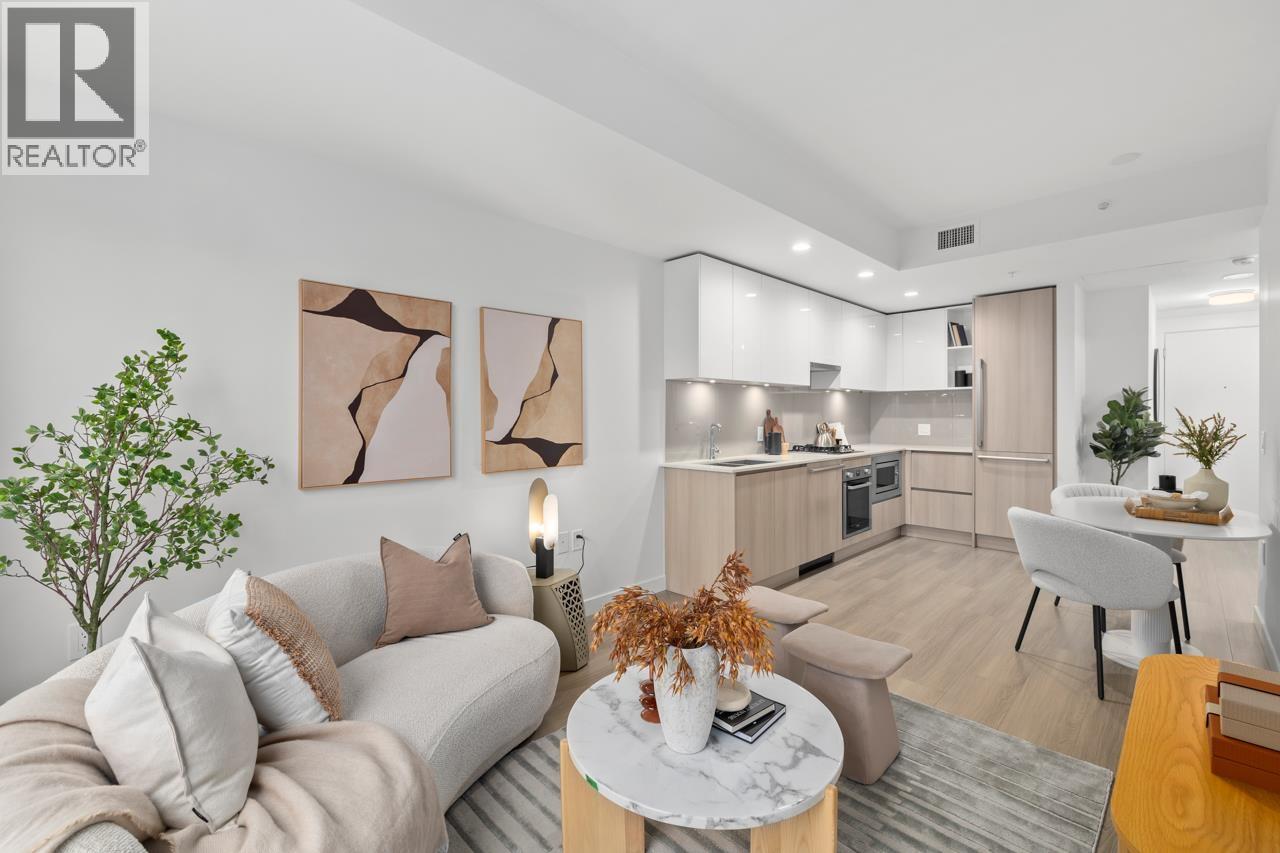 803 618 CARNARVON STREET, New Westminster, British Columbia