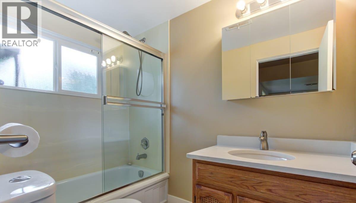 622 Croydon Place, North Vancouver, British Columbia V7N 3A1 - Photo 18 - R3076830