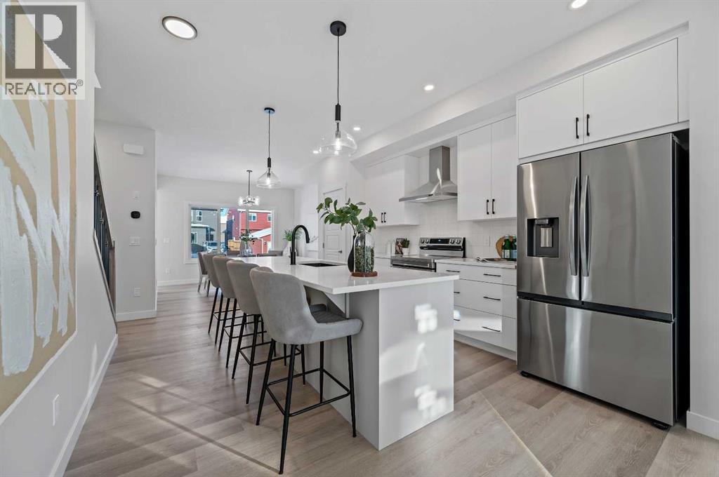 420 Fireside Drive, Cochrane, Alberta  T4C 3E1 - Photo 7 - A2275834