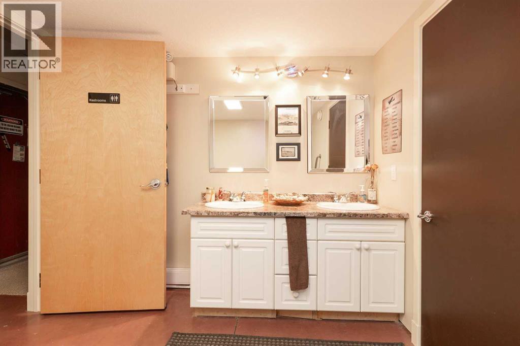 3 Western Crescent, Rural Vulcan County, Alberta  T0L 2B0 - Photo 28 - A2271600