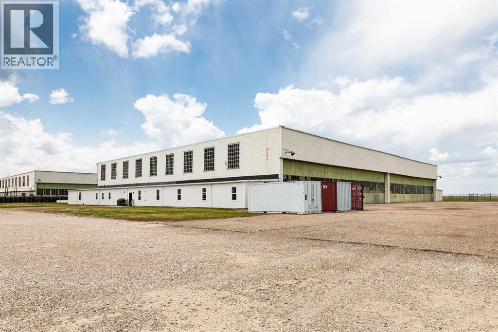 3 Western Crescent, Rural Vulcan County, Alberta  T0L 2B0 - Photo 2 - A2271600