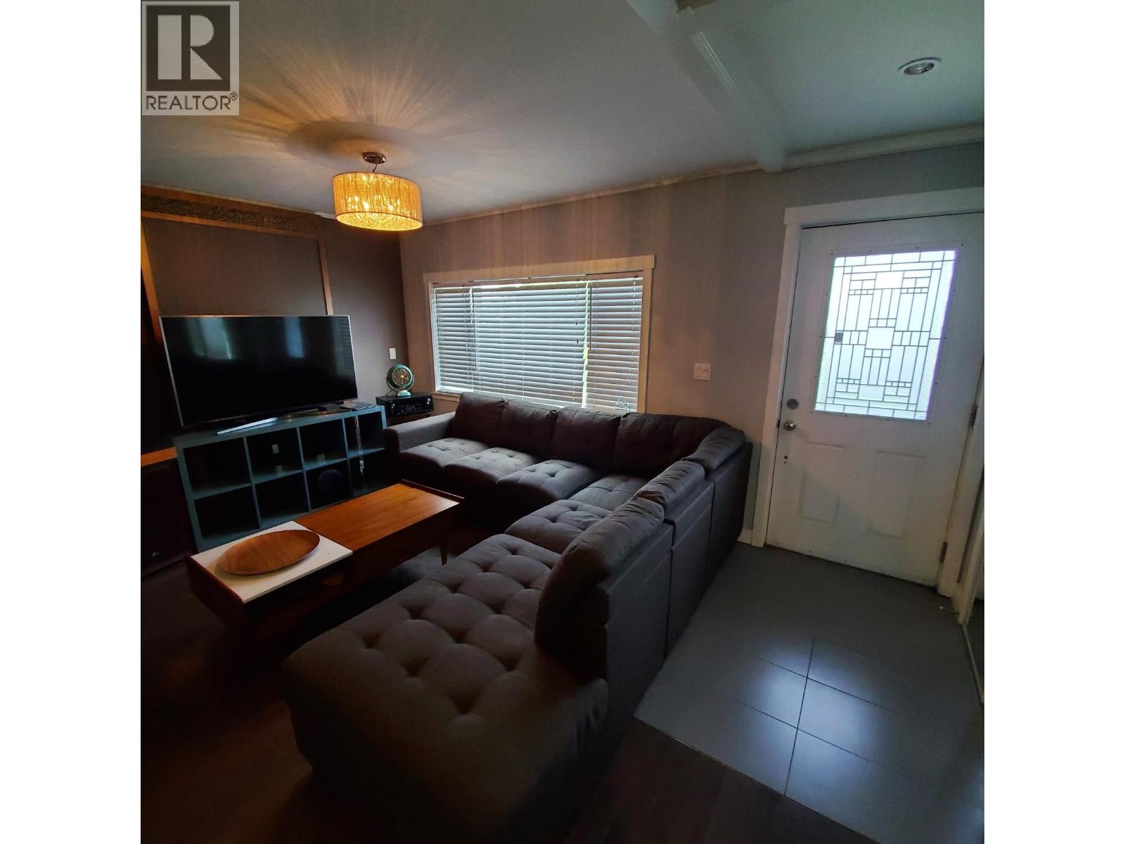 532 E 5th Street, North Vancouver, British Columbia  V7L 1M4 - Photo 5 - R3076246
