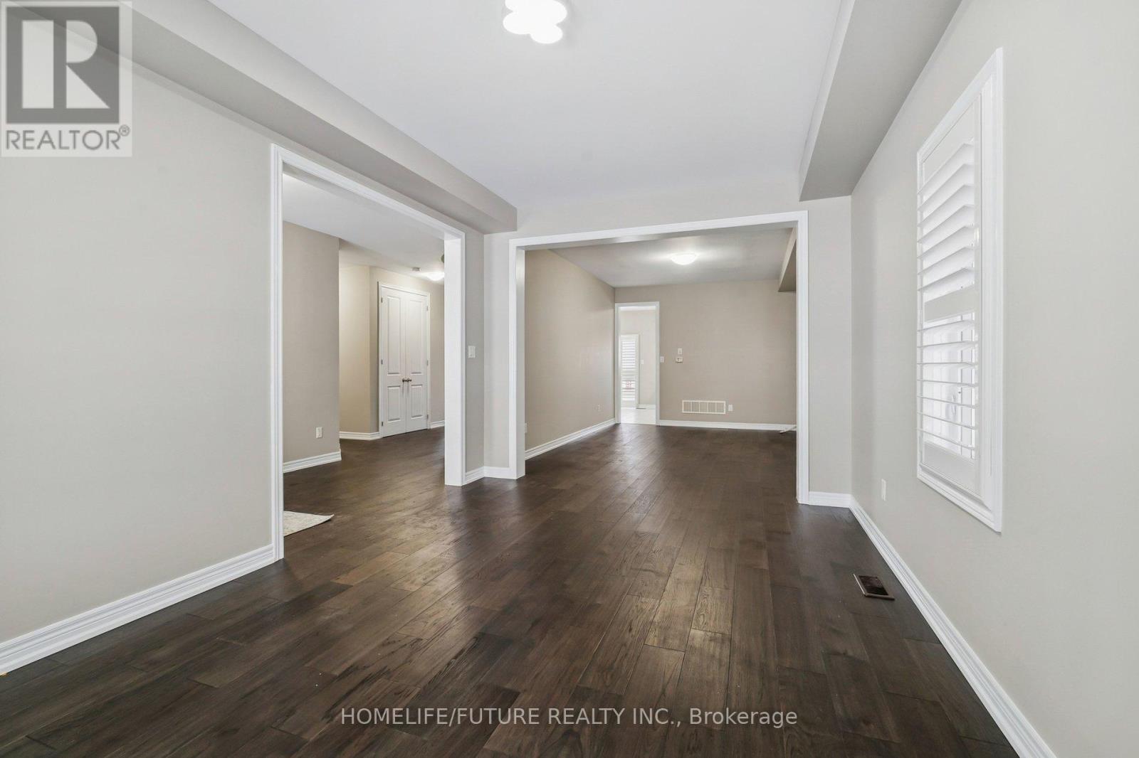 Main & 2nd - 1399 Lormel Gate Avenue, Innisfil (Lefroy), Ontario  L0L 1W0 - Photo 7 - N12670350