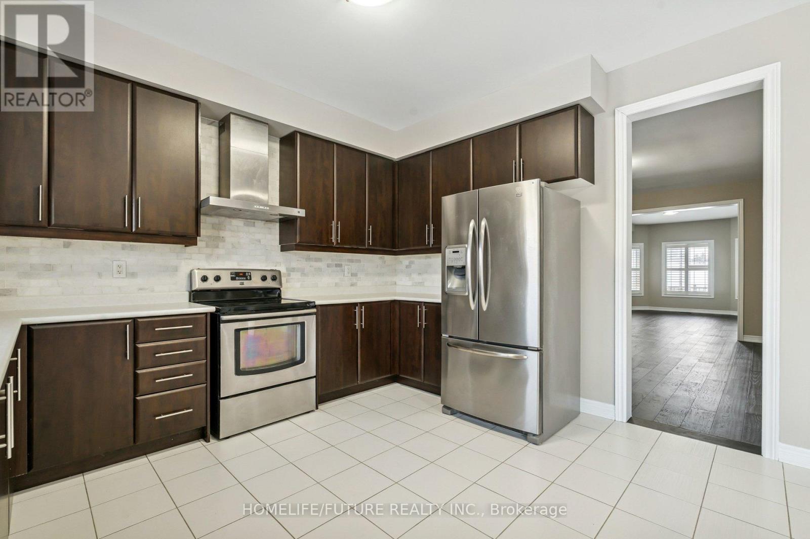 1399 Lormel Gate Avenue, Innisfil, Ontario  L0L 1W0 - Photo 14 - N12670354