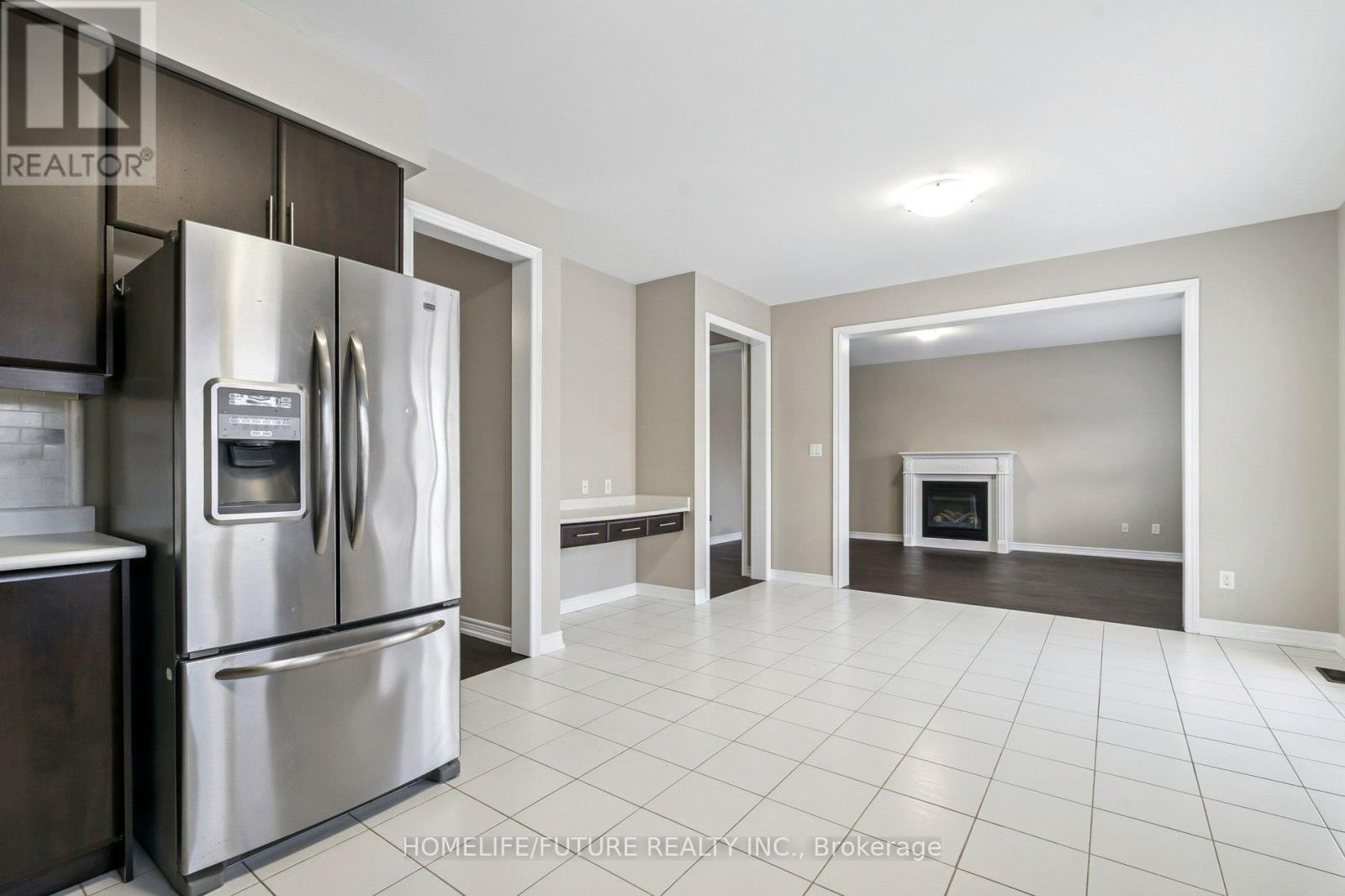 1399 Lormel Gate Avenue, Innisfil, Ontario  L0L 1W0 - Photo 15 - N12670354