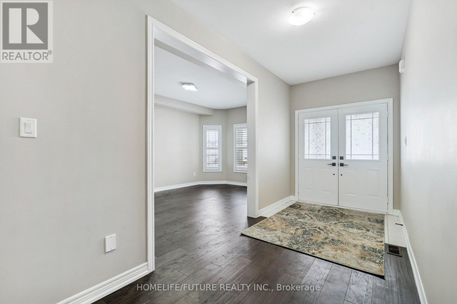 1399 Lormel Gate Avenue, Innisfil, Ontario  L0L 1W0 - Photo 3 - N12670354