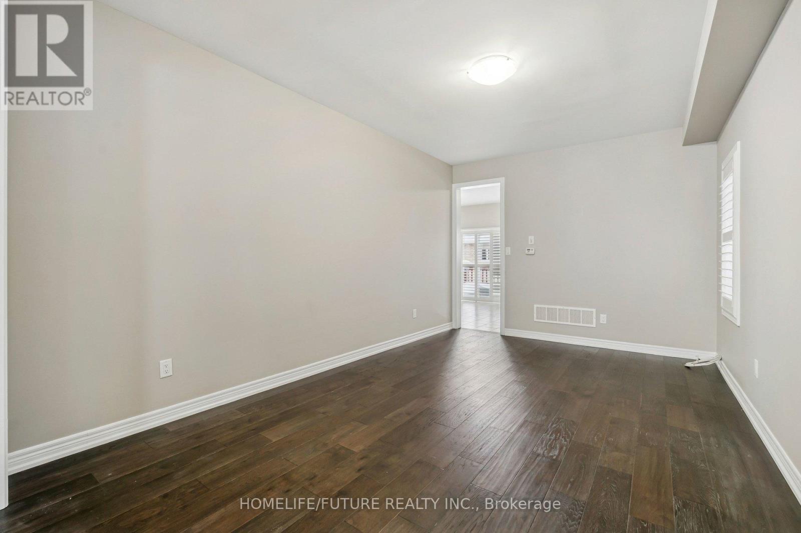 1399 Lormel Gate Avenue, Innisfil, Ontario  L0L 1W0 - Photo 6 - N12670354