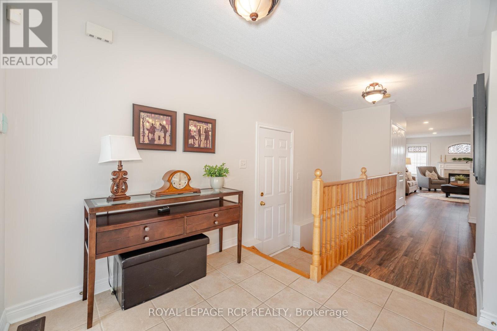 21 Seashell Place, Brampton, Ontario  L9W 2E7 - Photo 4 - W12670320