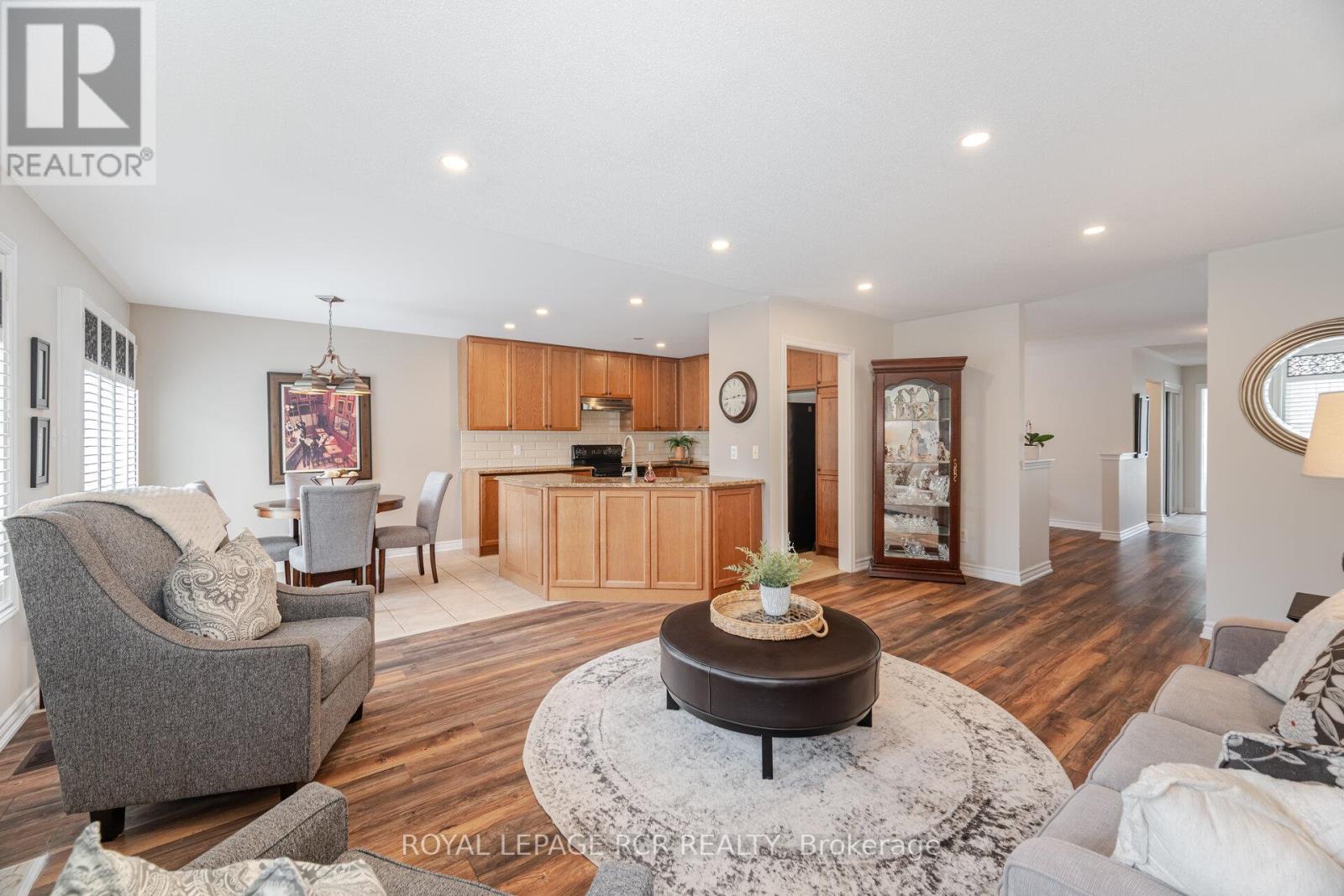 21 Seashell Place, Brampton, Ontario  L9W 2E7 - Photo 9 - W12670320