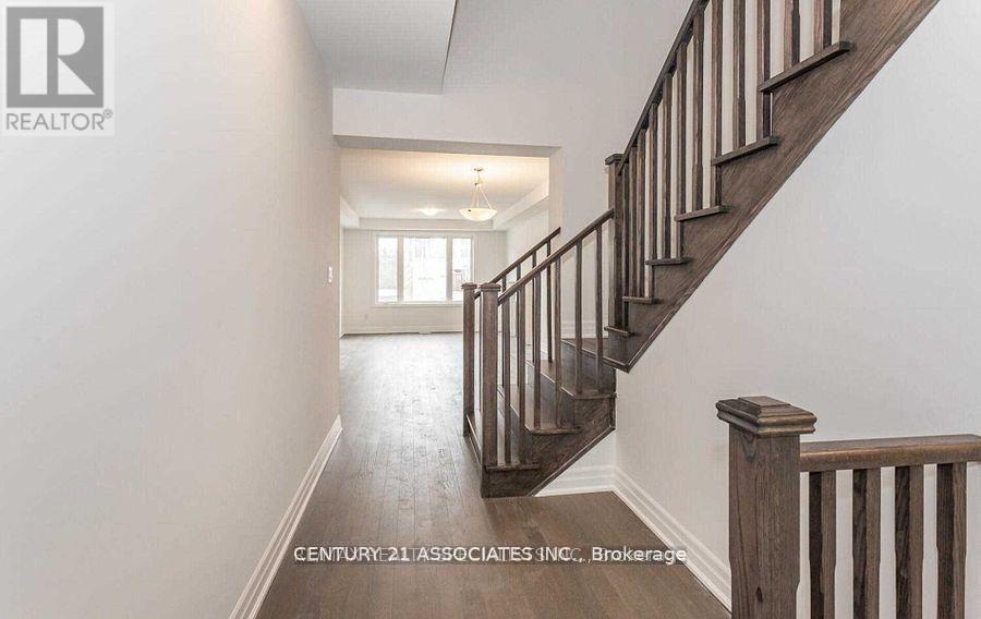 - Upper Level - 1271 Elderberry Crescent, Milton, Ontario  L9E 1S5 - Photo 5 - W12670328