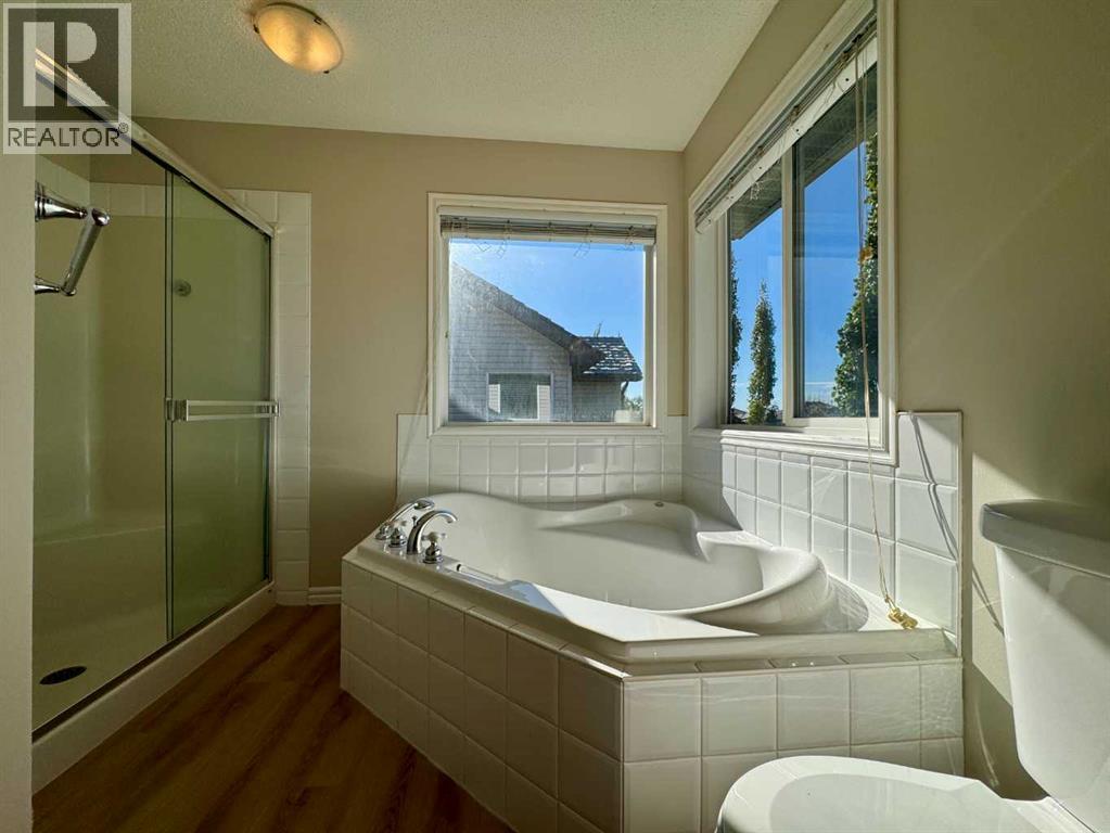 70 Glensummit Close, Cochrane, Alberta  T4C 2K1 - Photo 36 - A2264005