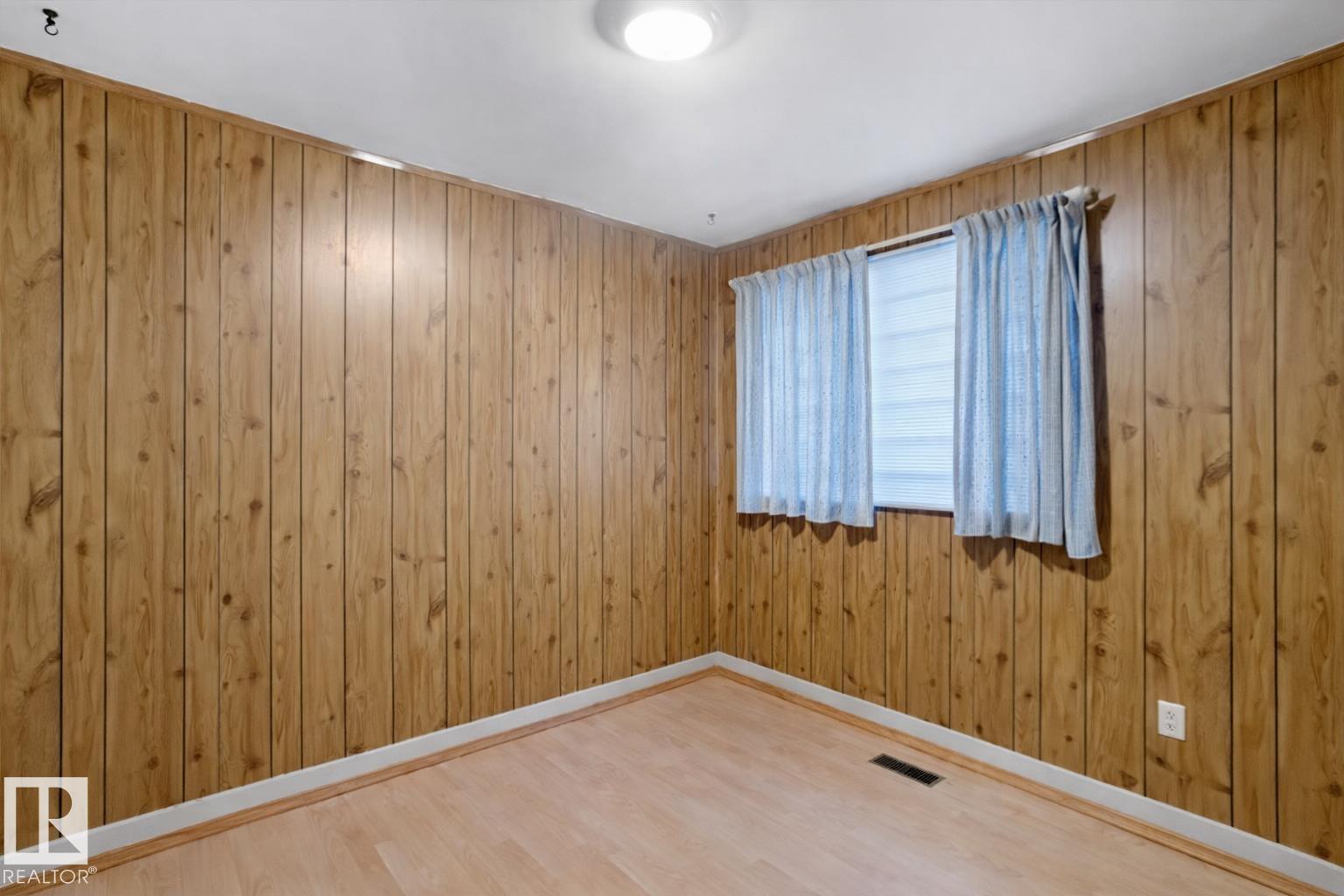 12245 77 St Nw, Edmonton, Alberta  T5B 2G9 - Photo 5 - E4469222