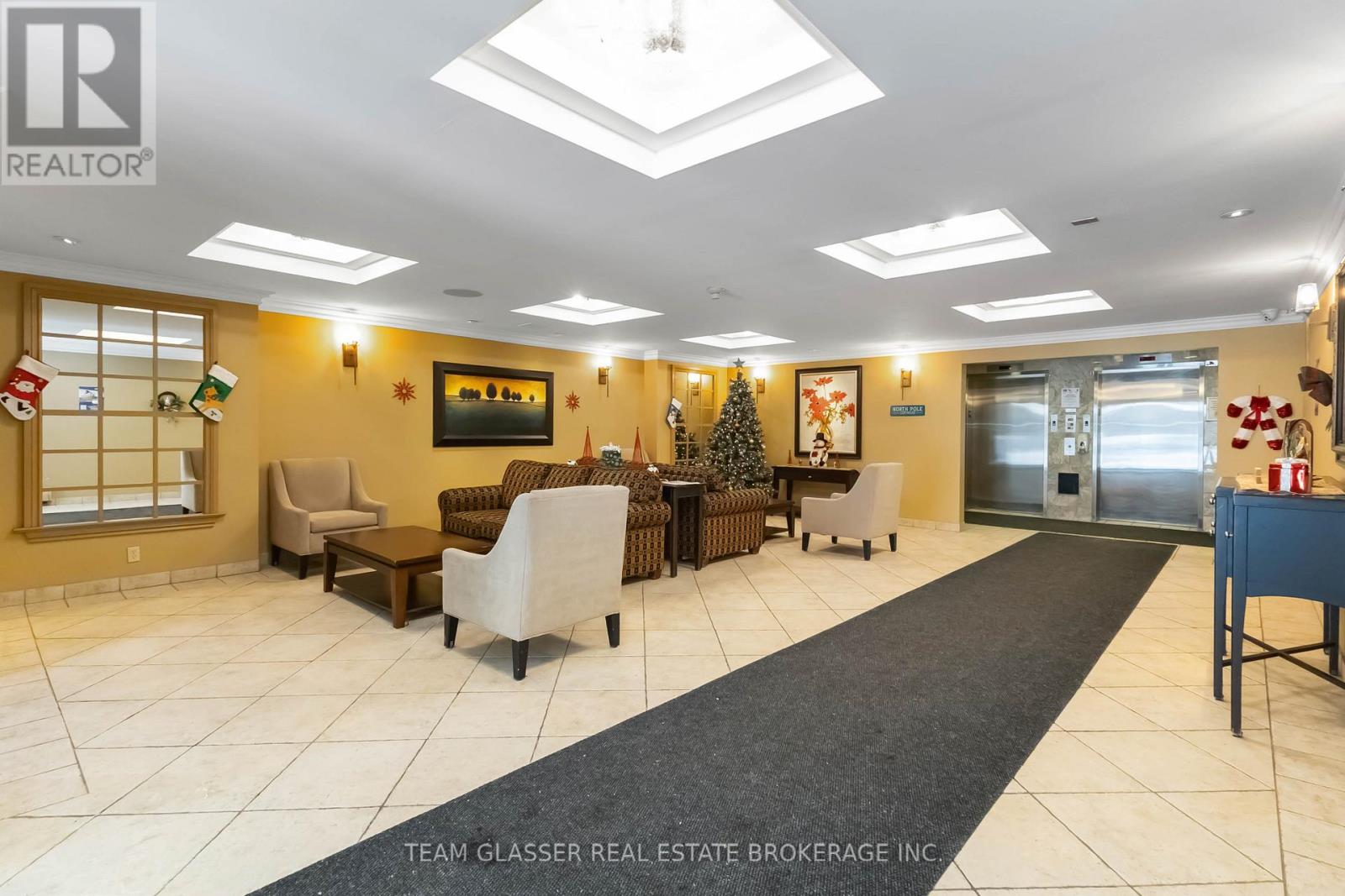 903 - 1460 Beaverbrook Avenue, London North, Ontario  N6H 5W7 - Photo 3 - X12670380