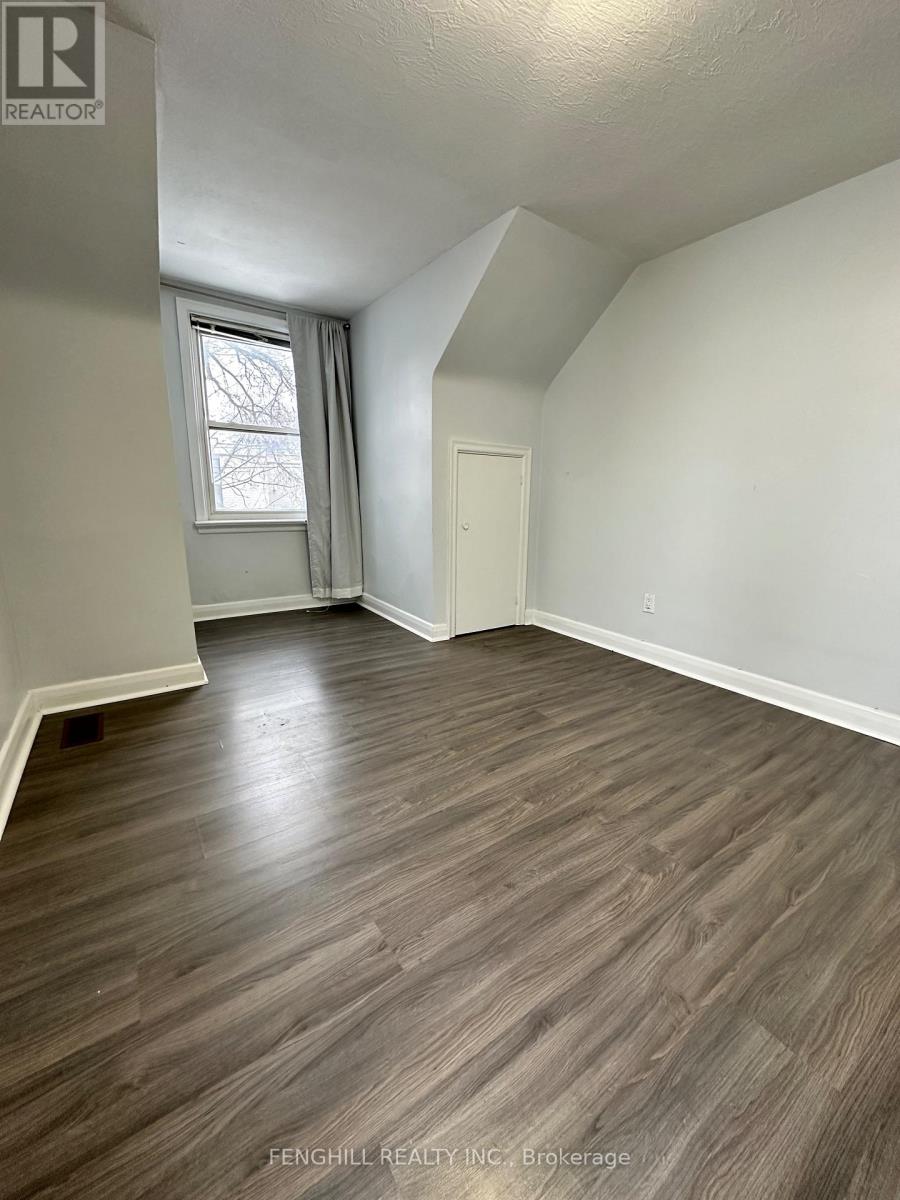 Main - 218 Finch Avenue E, Toronto, Ontario  M2N 4R9 - Photo 8 - C12670410