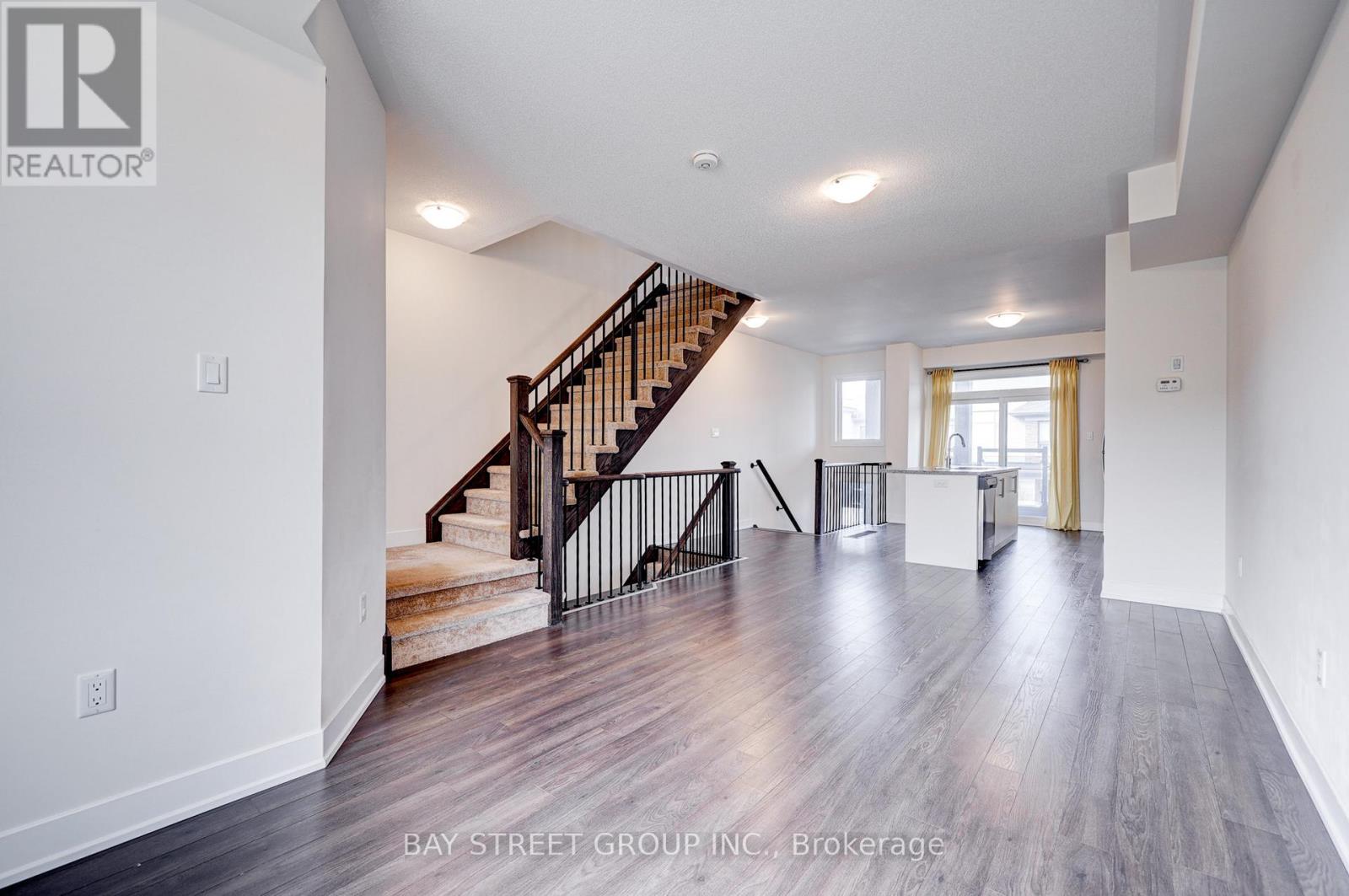 11 Donald Fleming Way, Whitby, Ontario  L1R 0N8 - Photo 11 - E12670370