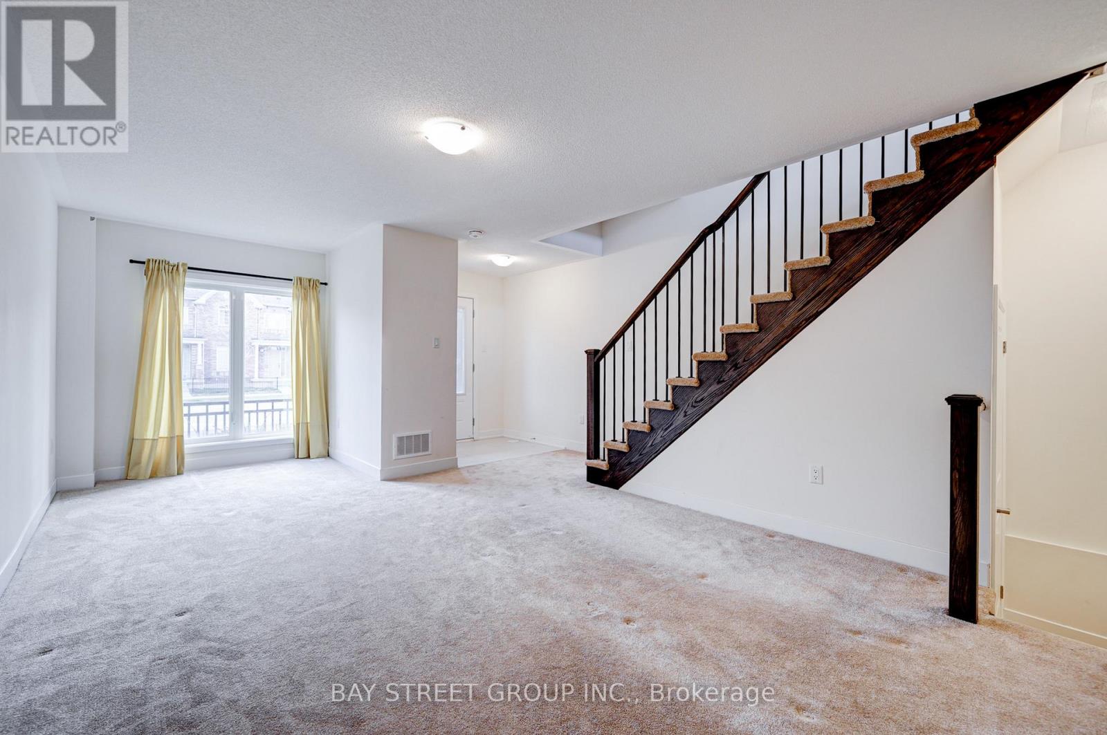 11 Donald Fleming Way, Whitby, Ontario  L1R 0N8 - Photo 18 - E12670370