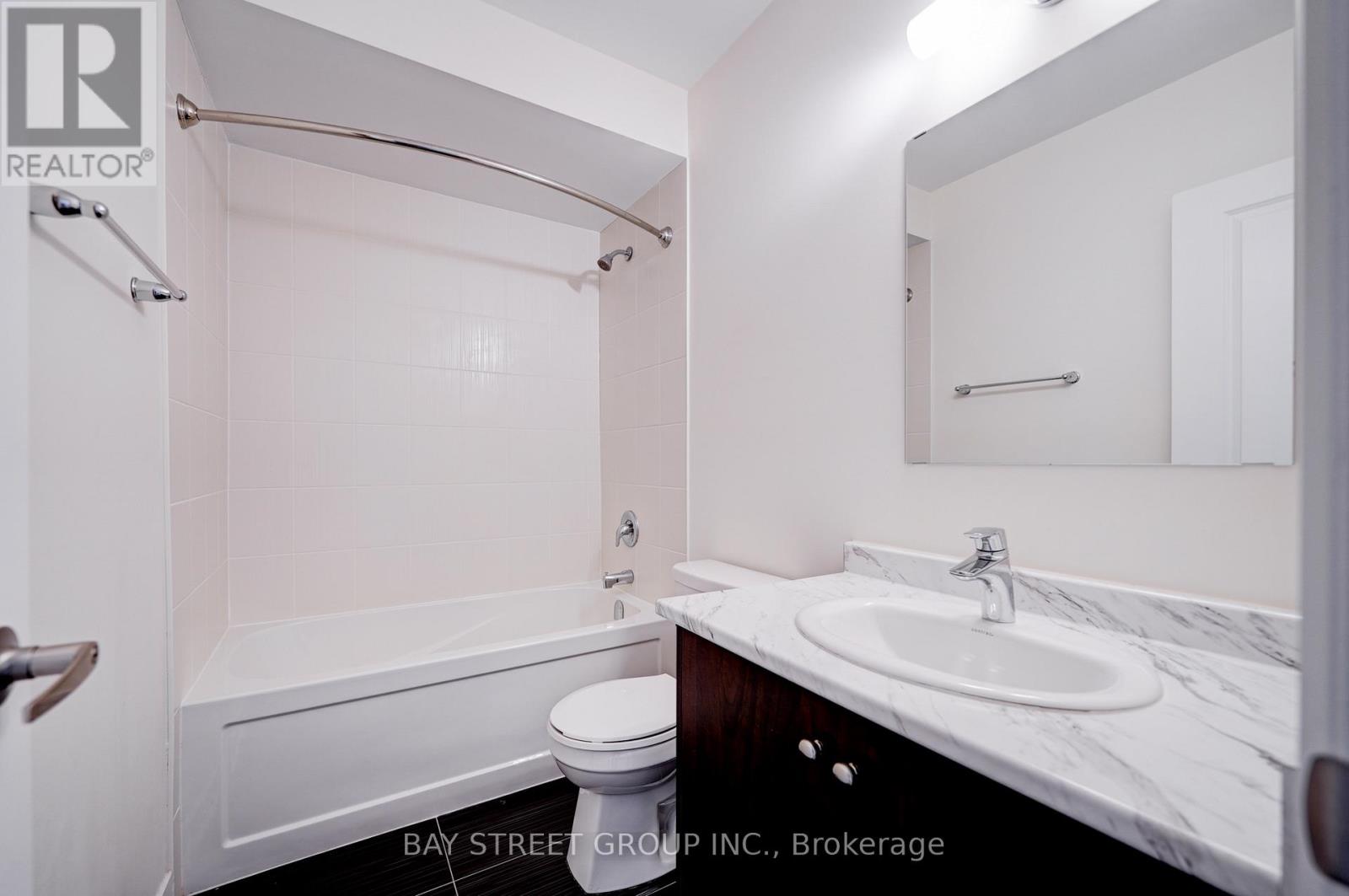 11 Donald Fleming Way, Whitby, Ontario  L1R 0N8 - Photo 26 - E12670370