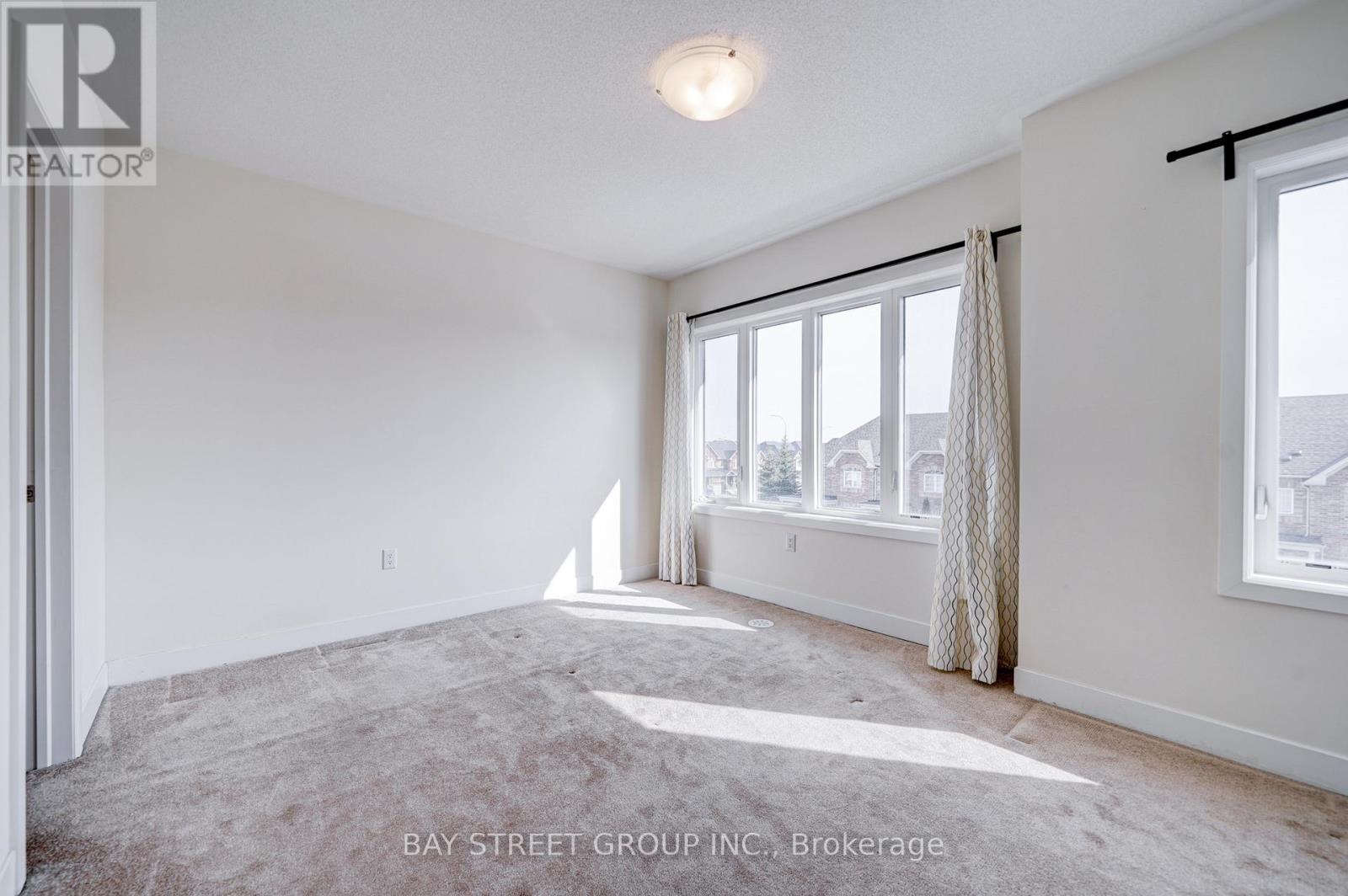 11 Donald Fleming Way, Whitby, Ontario  L1R 0N8 - Photo 28 - E12670370