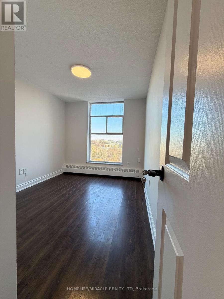 909 - 335 Driftwood Avenue, Toronto, Ontario  M3N 2P3 - Photo 15 - W12670358