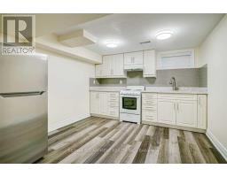 42 MADRON CRESCENT, Toronto, Ontario