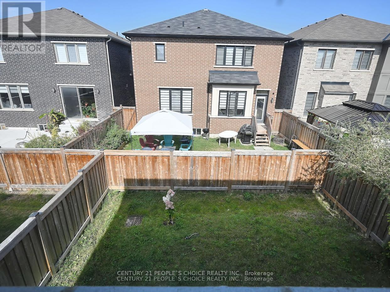 34 Cyclone Trail, Brampton, Ontario  L7A 5E7 - Photo 18 - W12670394