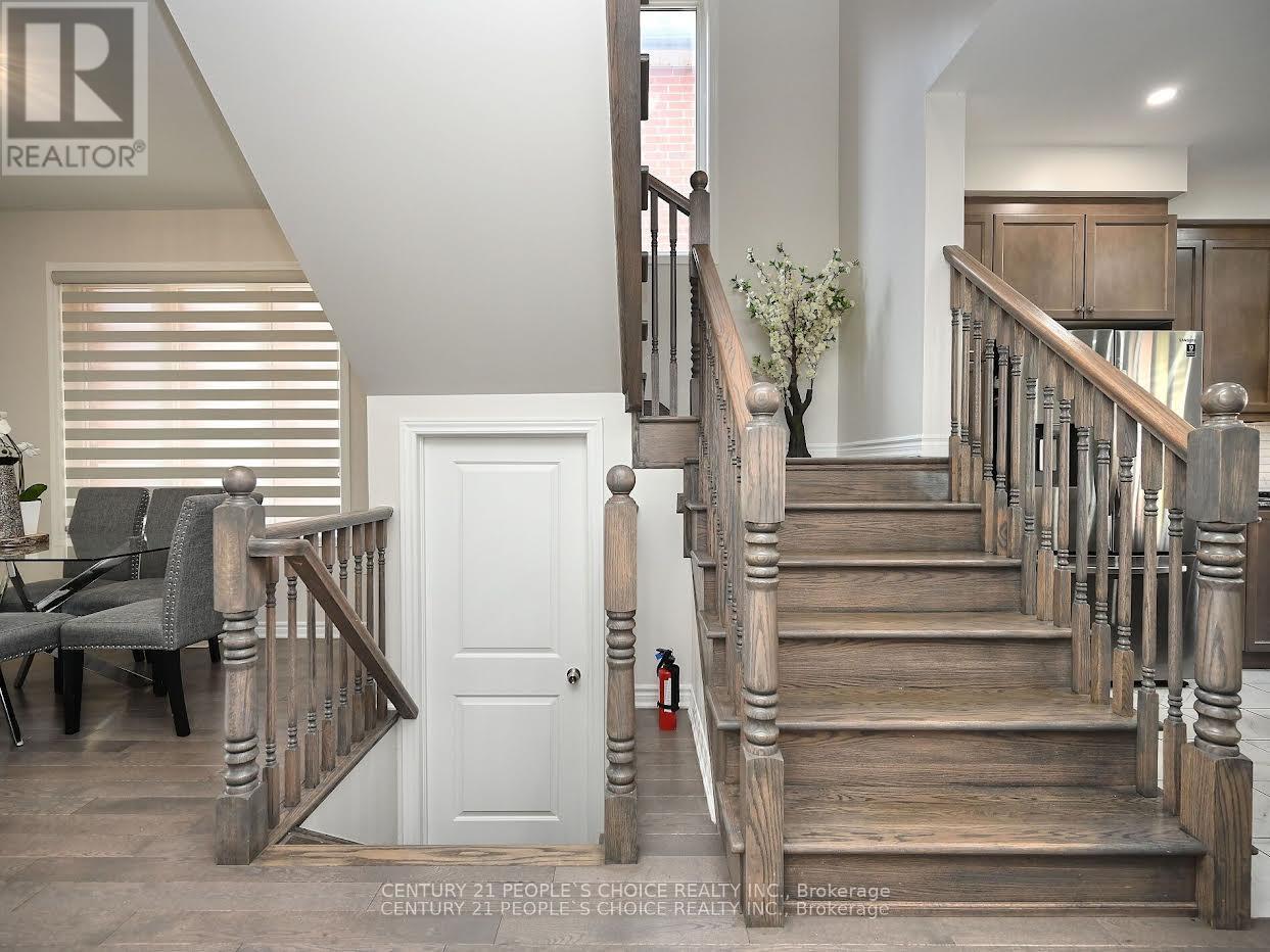 34 Cyclone Trail, Brampton, Ontario  L7A 5E7 - Photo 25 - W12670394