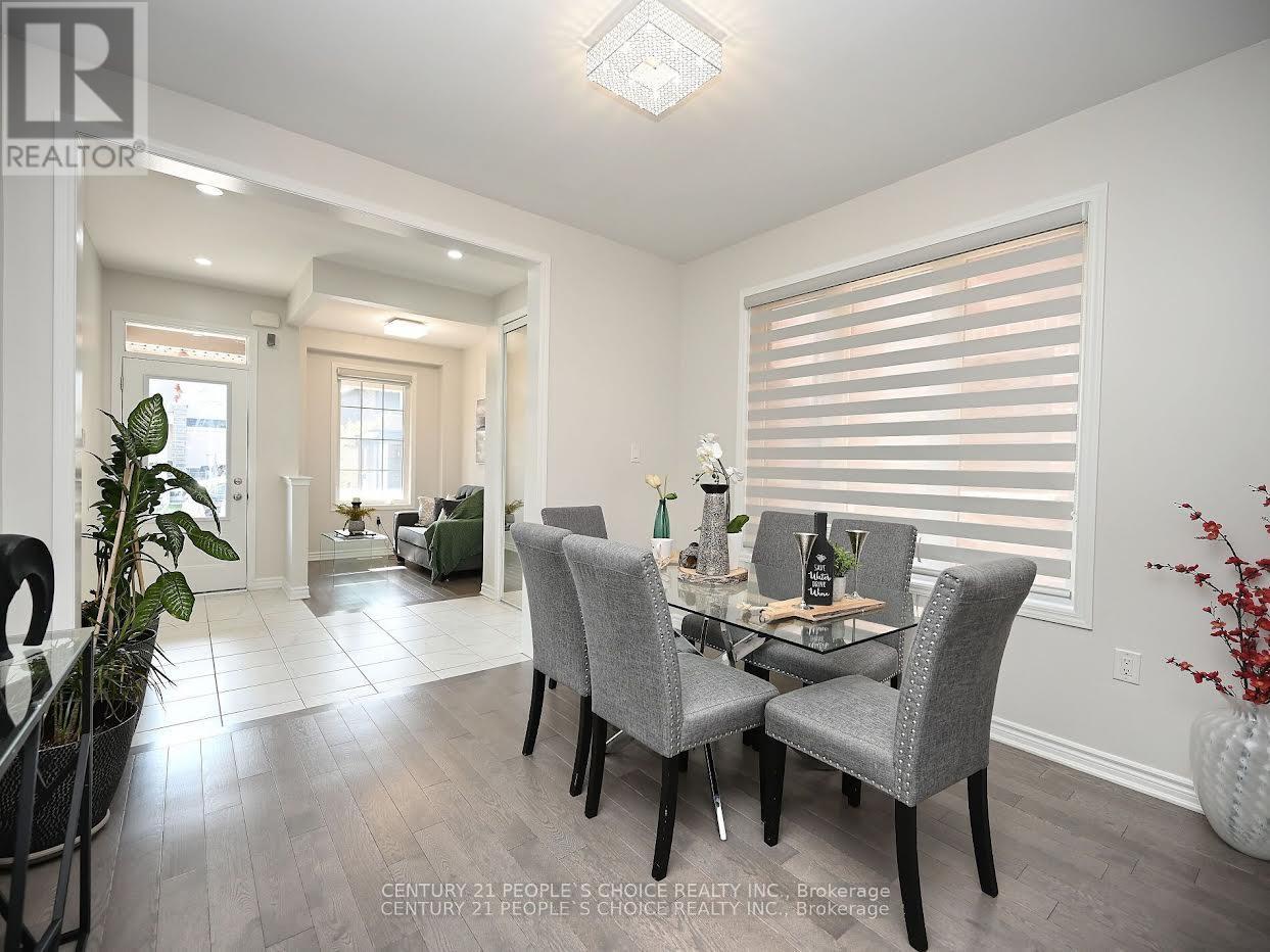 34 Cyclone Trail, Brampton, Ontario  L7A 5E7 - Photo 6 - W12670394