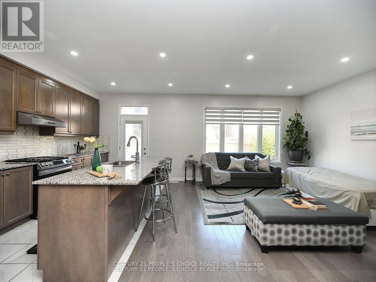 34 Cyclone Trail, Brampton, Ontario  L7A 5E7 - Photo 8 - W12670394