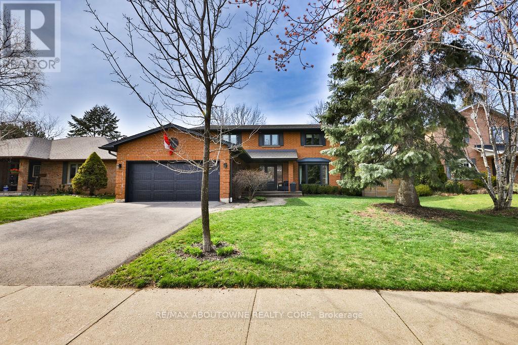 2291 Dunedin Road, Oakville, Ontario  L6J 5V4 - Photo 2 - W12670398