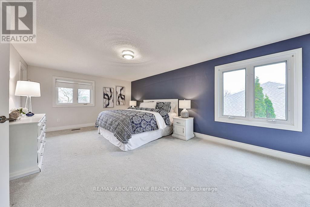 2291 Dunedin Road, Oakville, Ontario  L6J 5V4 - Photo 24 - W12670398