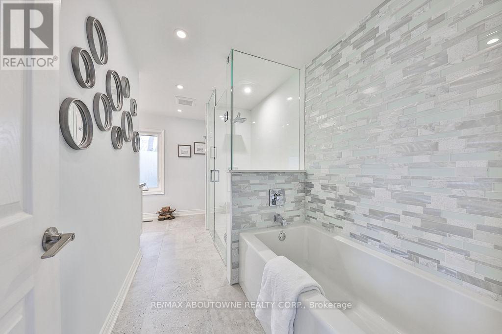 2291 Dunedin Road, Oakville, Ontario  L6J 5V4 - Photo 26 - W12670398