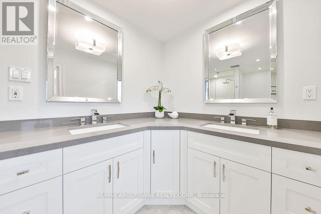 2291 Dunedin Road, Oakville, Ontario  L6J 5V4 - Photo 27 - W12670398