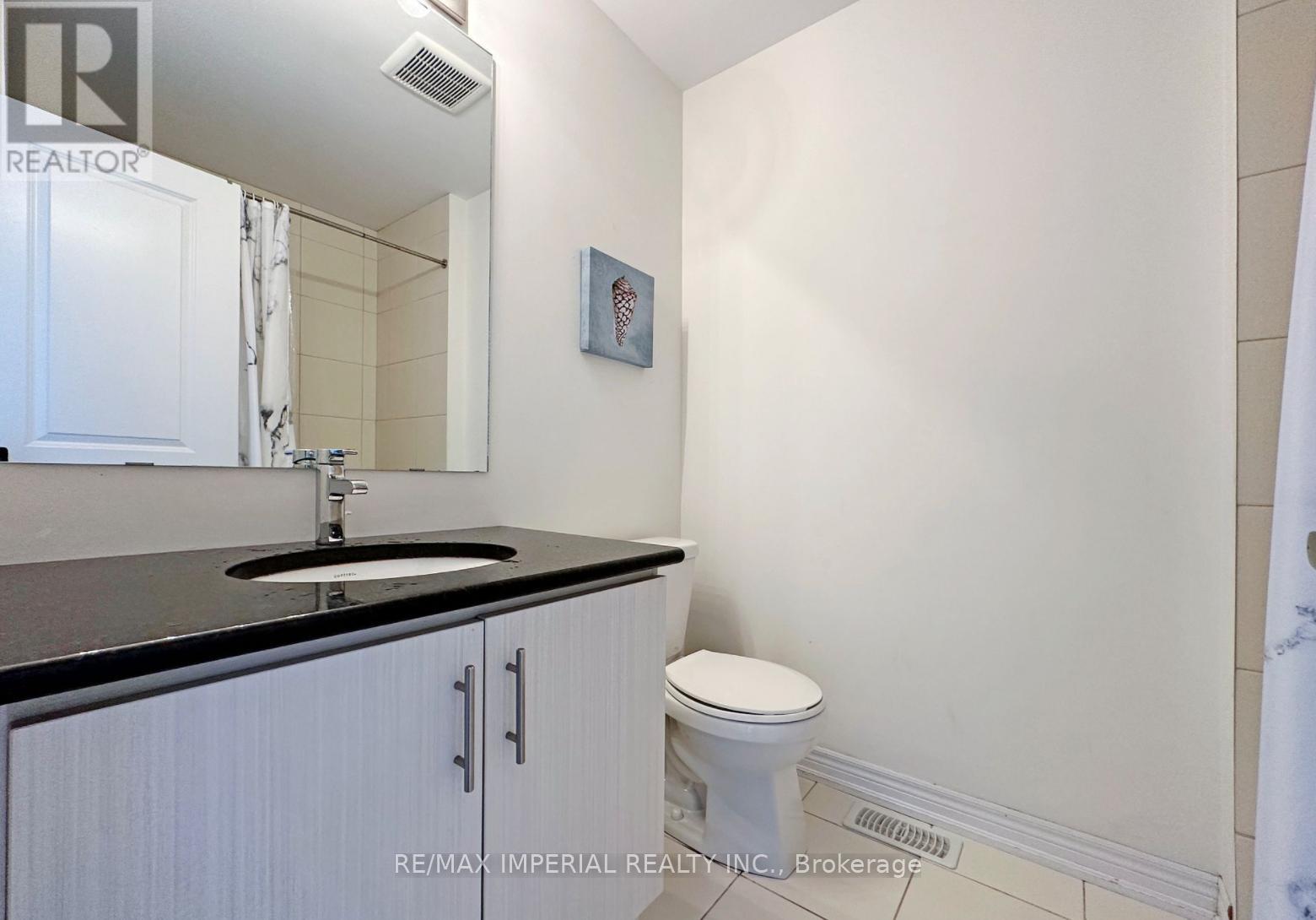 2299 Natasha Circle, Oakville, Ontario  L6M 1P3 - Photo 4 - W12670400