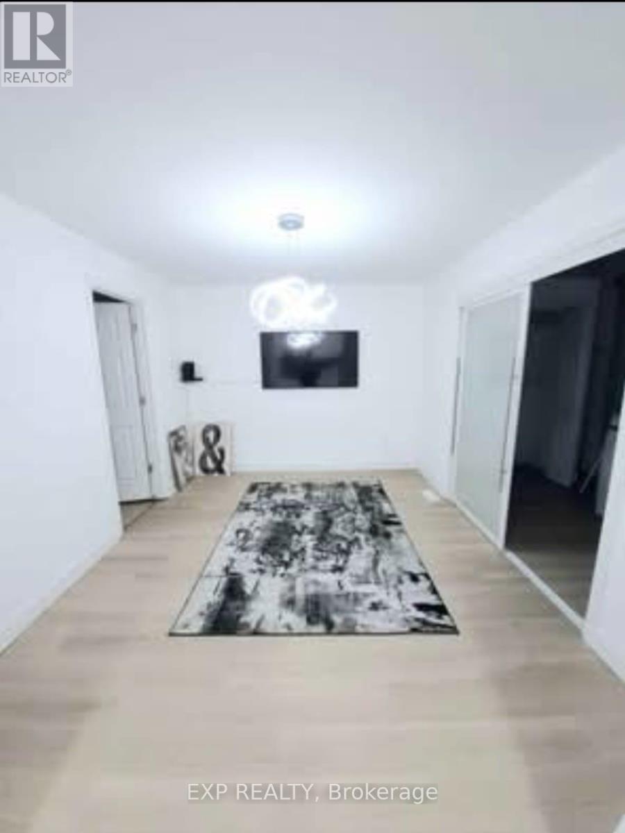 4699 Montrose Road, Niagara Falls, Ontario  L2H 1K4 - Photo 4 - X12670374