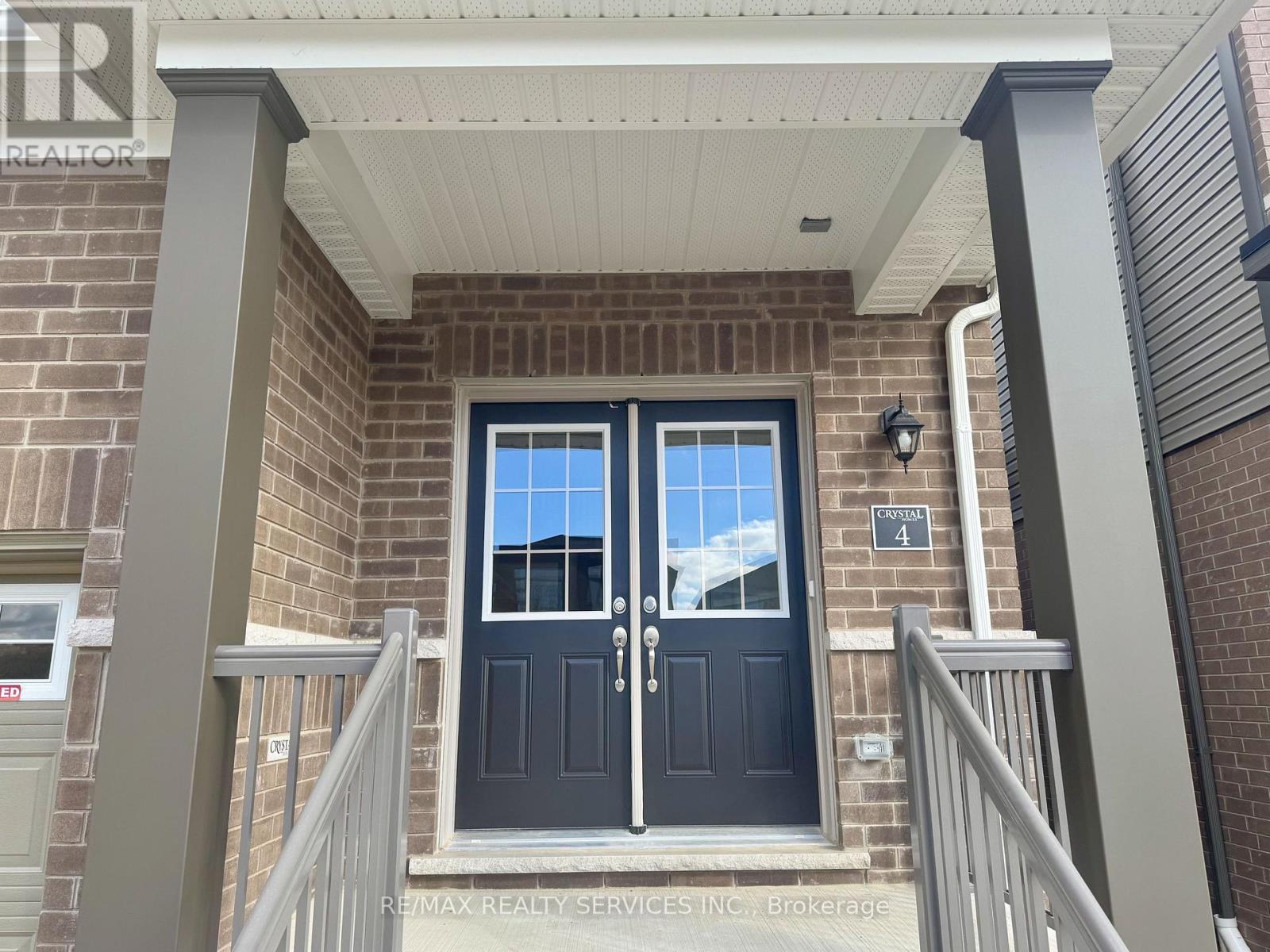 4 Gilham Way, Brant, Ontario  N3L 0M8 - Photo 2 - X12670376