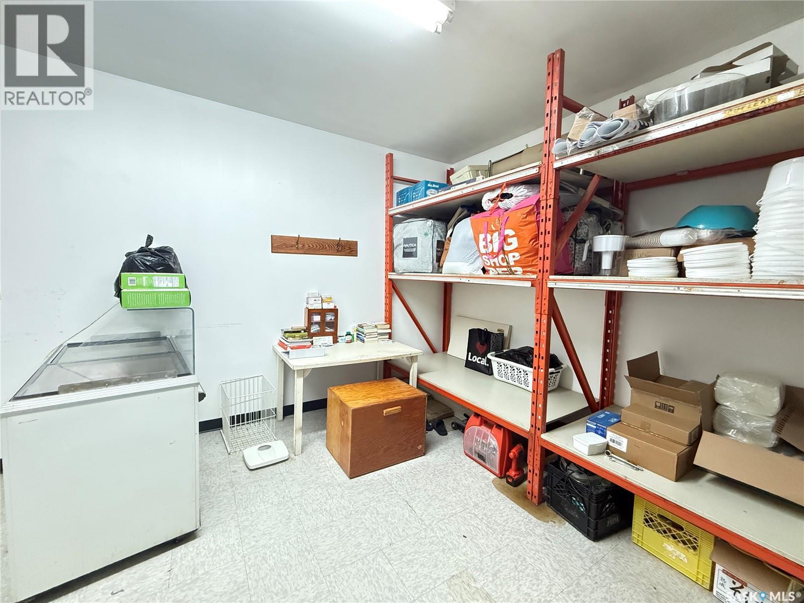 303 1st Avenue E, Gravelbourg, Saskatchewan  S0H 1X0 - Photo 23 - SK026334