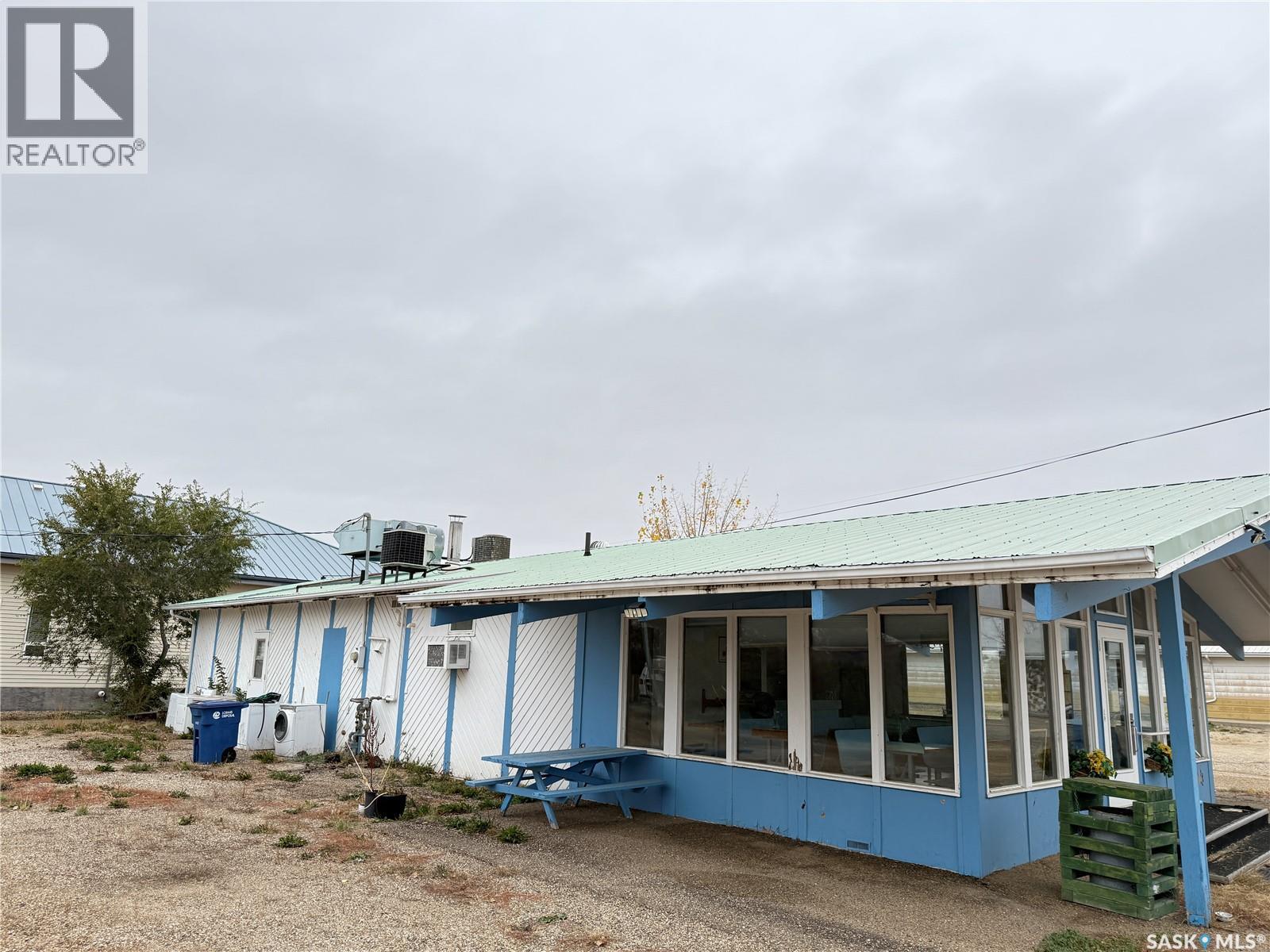 303 1st Avenue E, Gravelbourg, Saskatchewan  S0H 1X0 - Photo 26 - SK026334