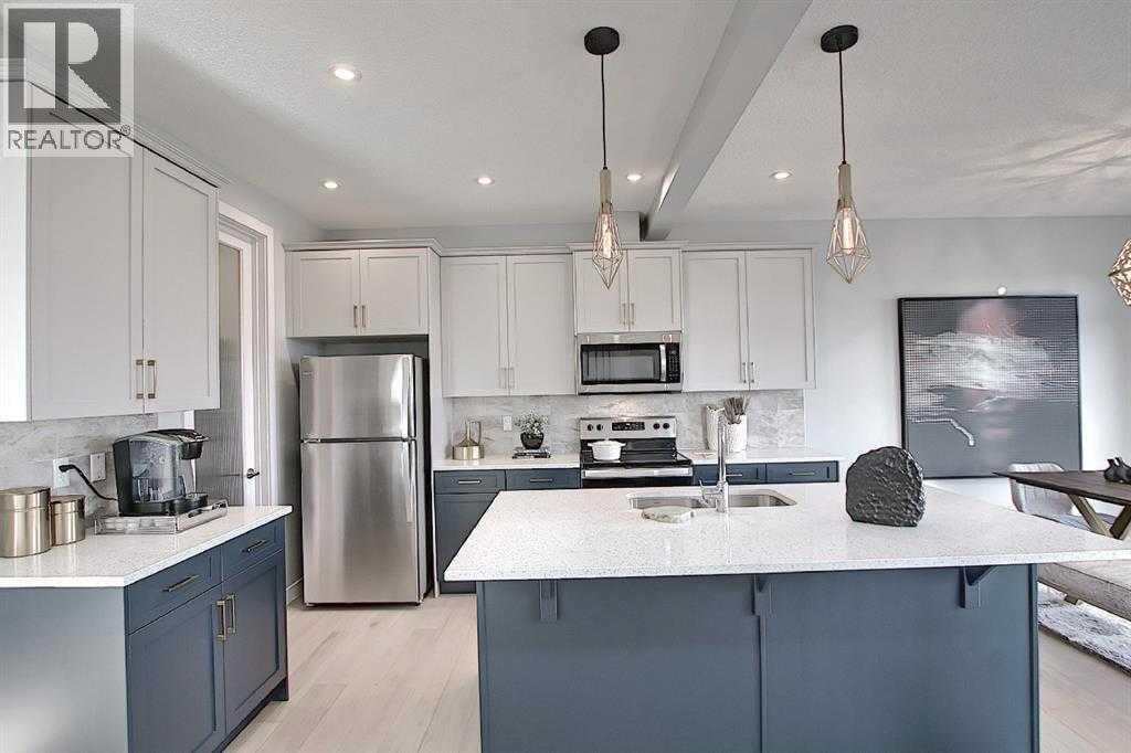 95 Waterford Mews, Chestermere, Alberta  T1X 3B7 - Photo 6 - A2276677