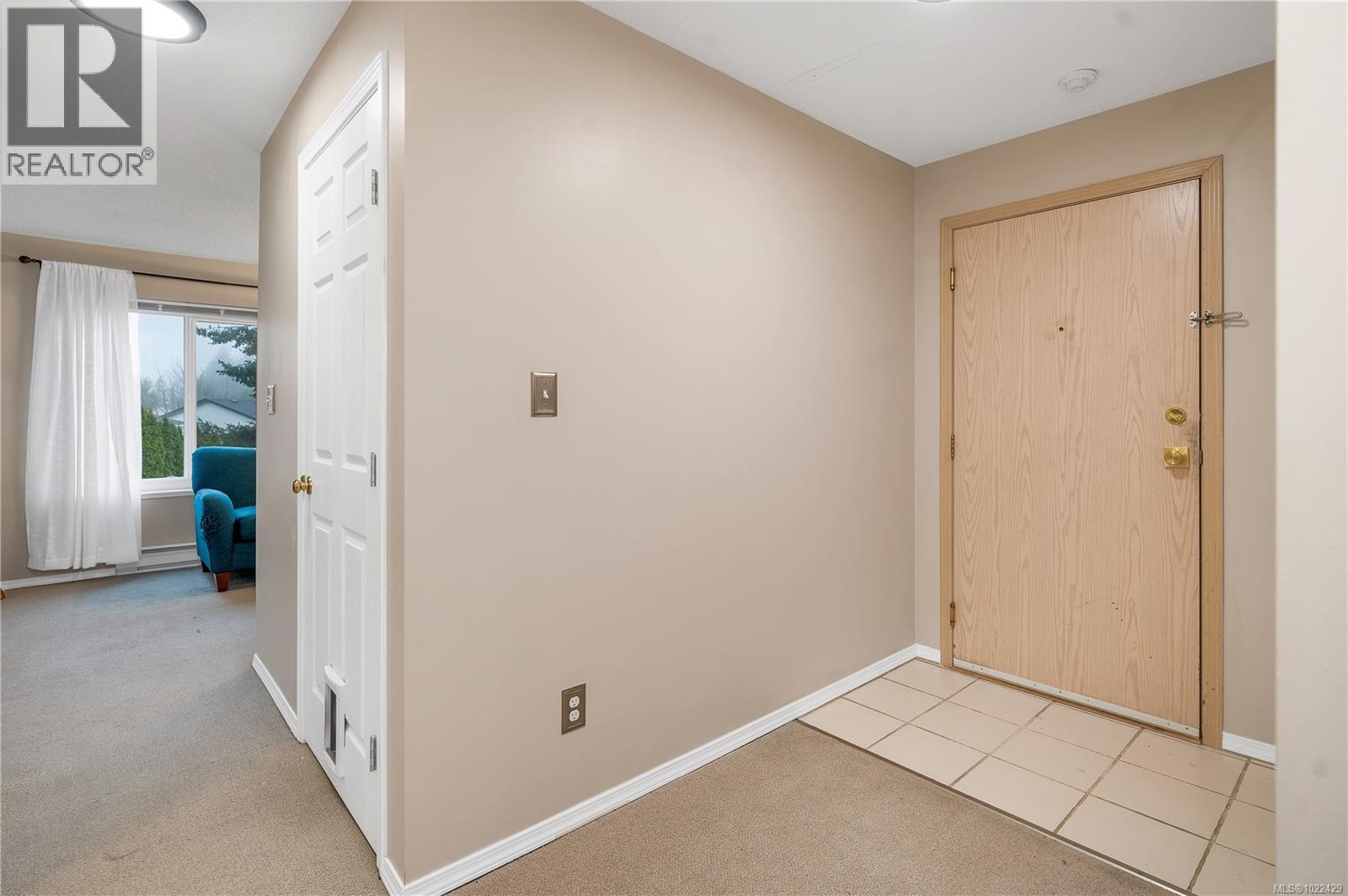 205a 698 Aspen Rd, Comox, British Columbia V9M 3S9 - Photo 2 - 1022429