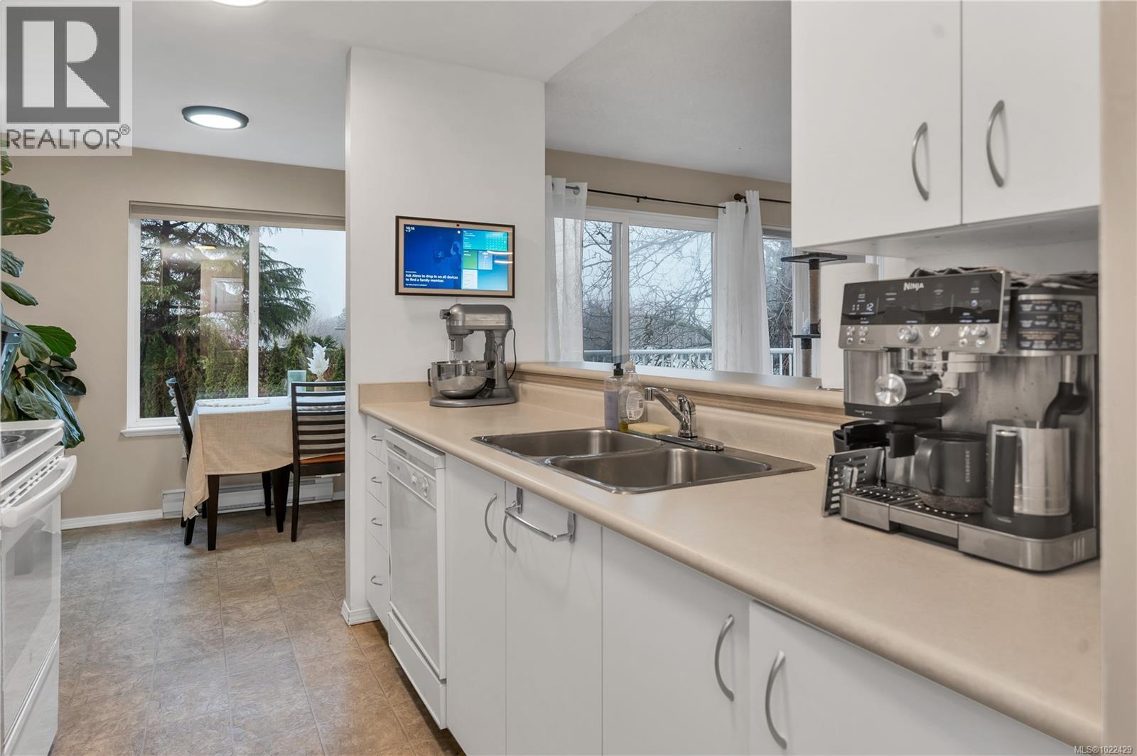 205a 698 Aspen Rd, Comox, British Columbia V9M 3S9 - Photo 4 - 1022429