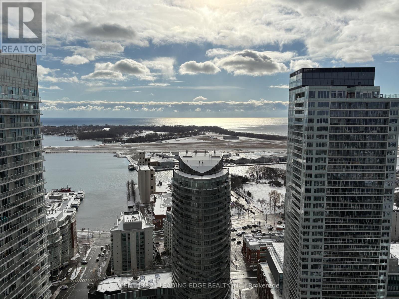 4505 - 85 Queens Wharf Road, Toronto, Ontario  M5V 0J9 - Photo 21 - C12662932
