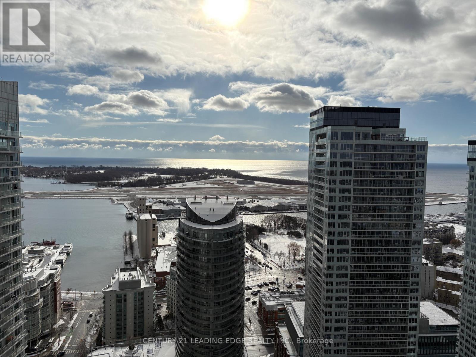 4505 - 85 Queens Wharf Road, Toronto, Ontario  M5V 0J9 - Photo 23 - C12662932