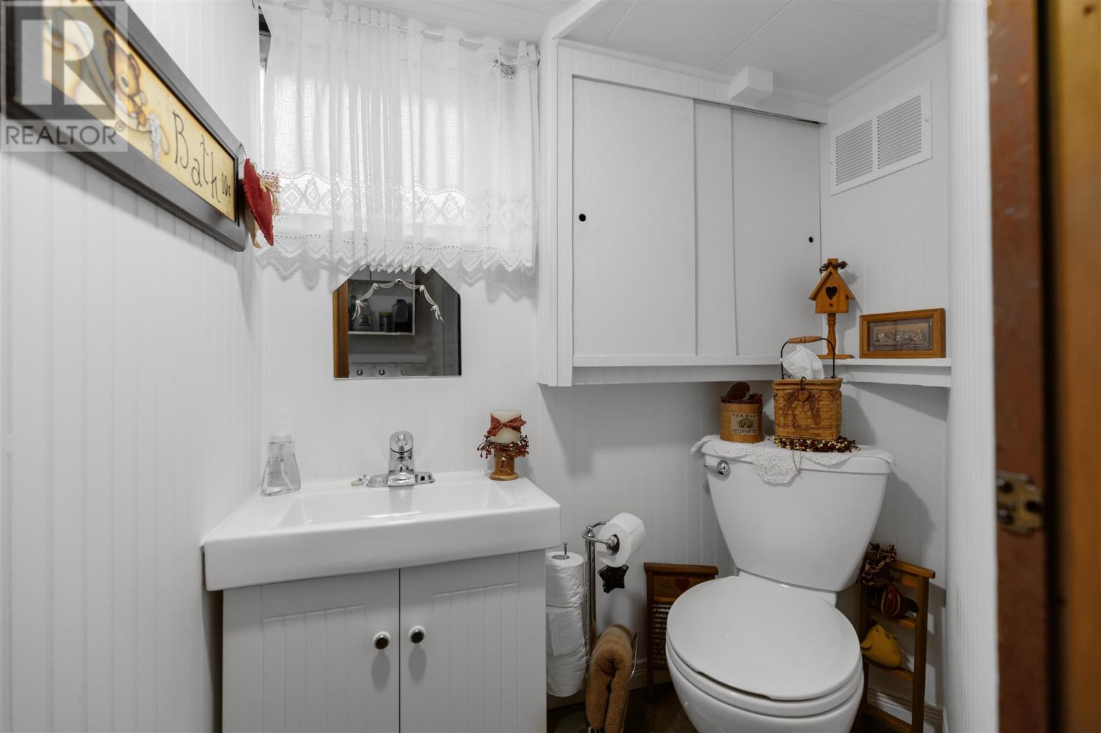 55 Riverview Ave, Sault Ste. Marie, Ontario  P6A 3X8 - Photo 31 - SM260023