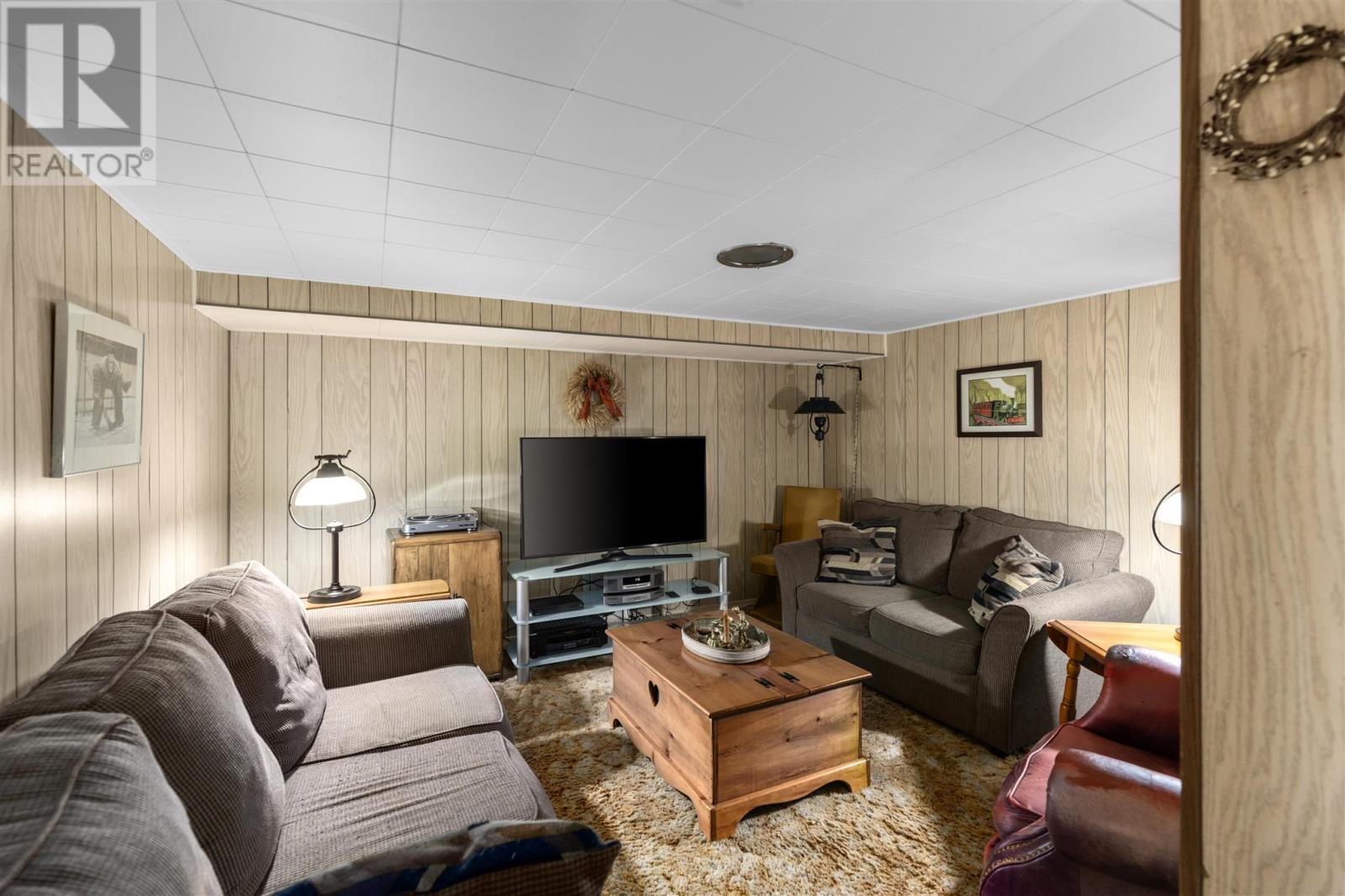 55 Riverview Ave, Sault Ste. Marie, Ontario  P6A 3X8 - Photo 27 - SM260023