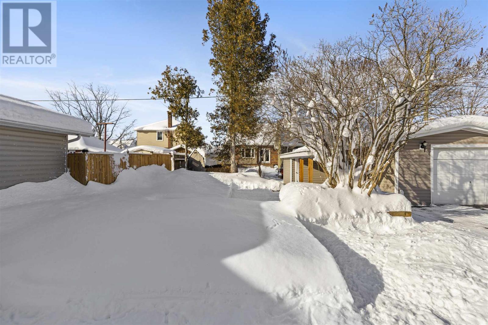 55 Riverview Ave, Sault Ste. Marie, Ontario  P6A 3X8 - Photo 4 - SM260023